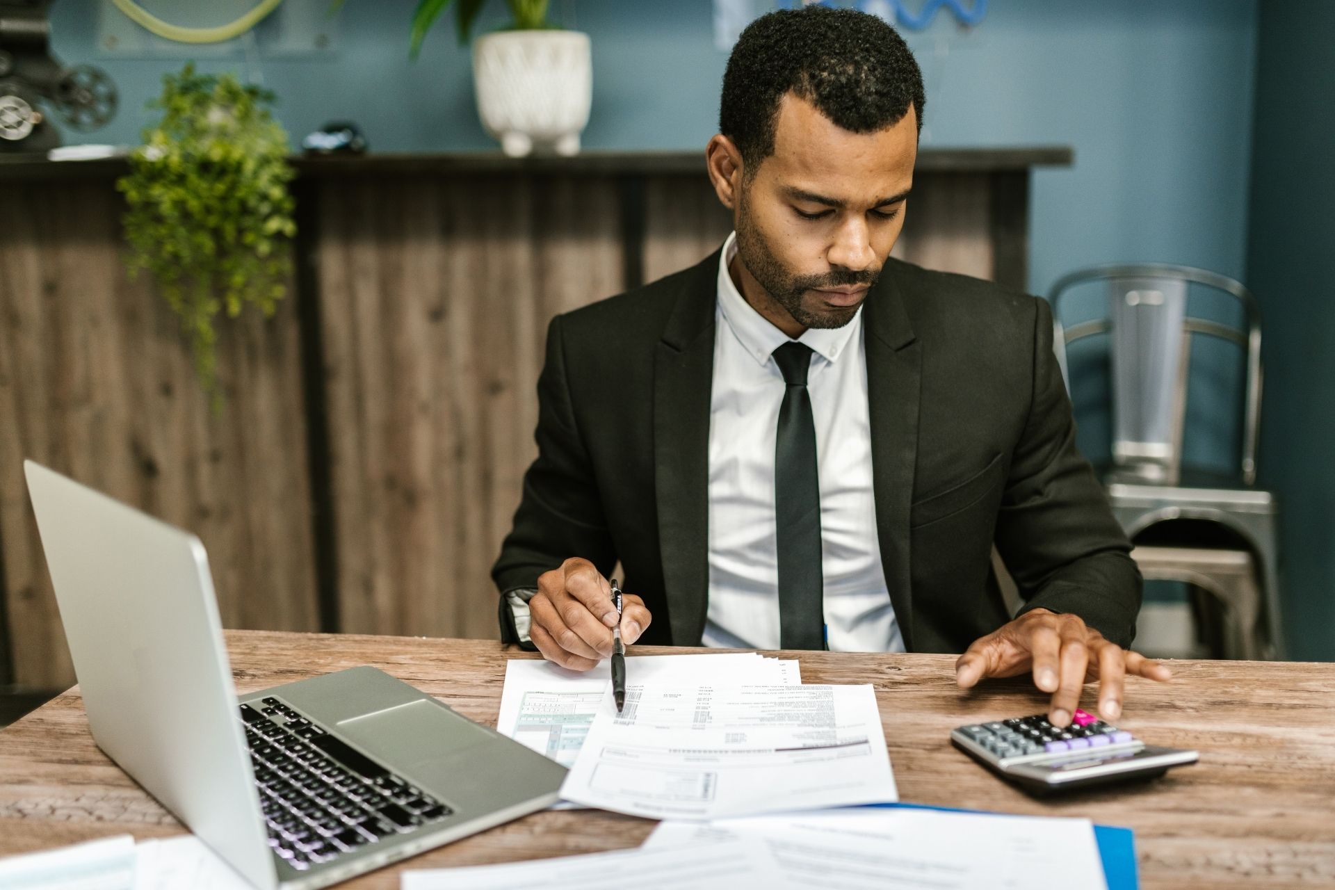 4 common business accounting mistakes to avoid | QC Accountants